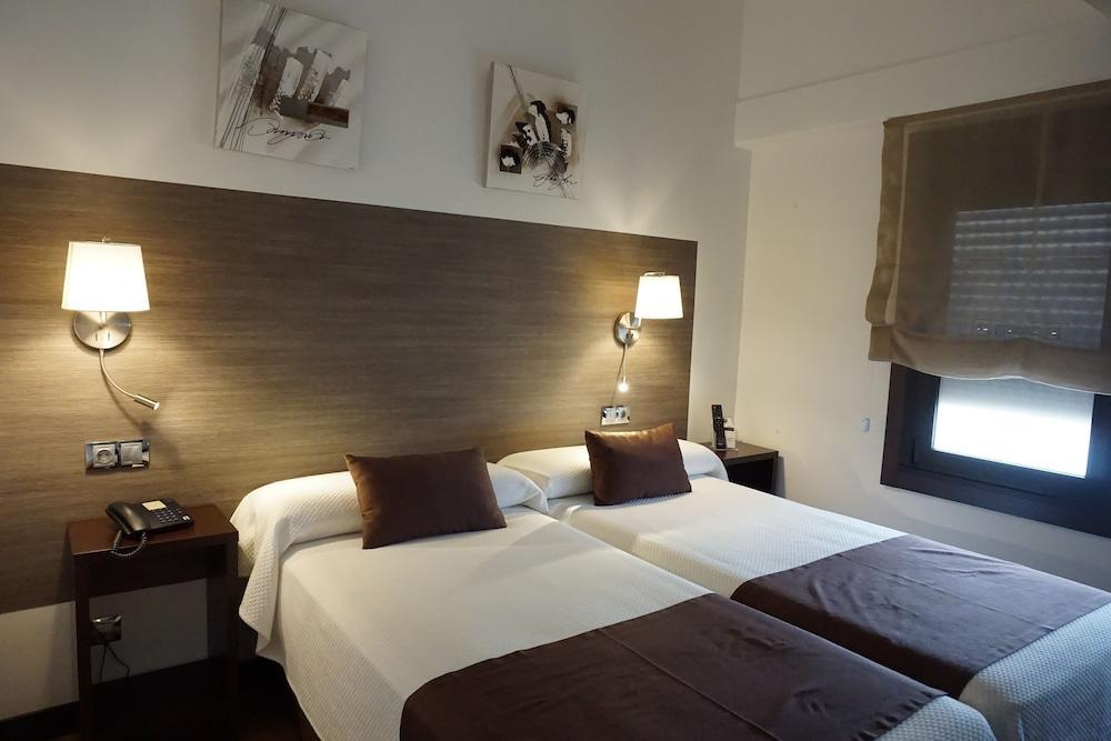 Suites La Coruña Esterno foto